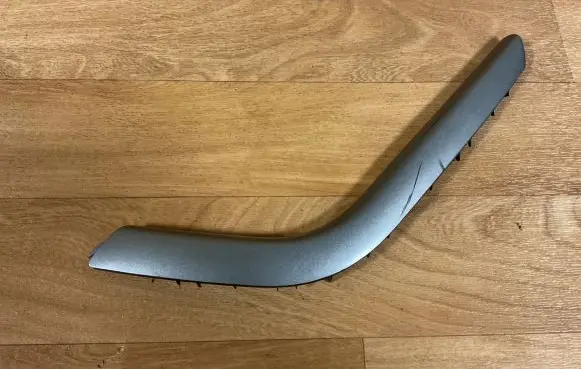 Peugeot 308 Front door trim (molding) 9682480277