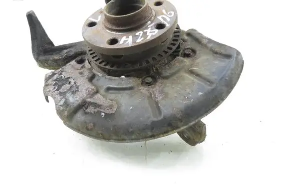 Seat Leon (1M) Front wheel hub spindle knuckle 