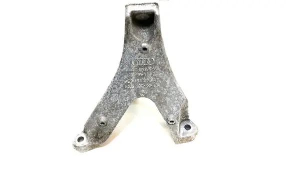 Audi A4 S4 B7 8E 8H Engine mounting bracket 8E0199308AF