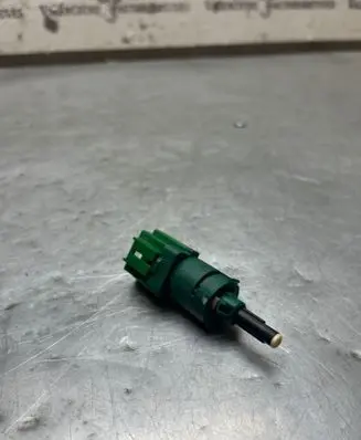 Peugeot 2008 I Brake pedal sensor switch 9804869480