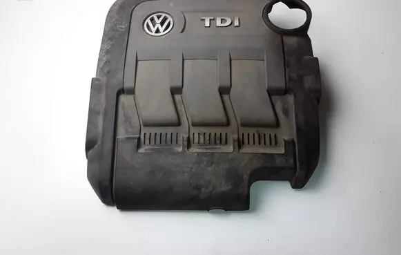 Volkswagen Polo V 6R Engine cover (trim)