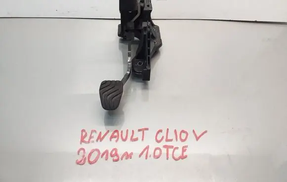 Renault Clio V Brake pedal