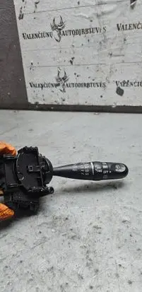 Toyota Corolla E120 E130 Wiper control stalk 173647