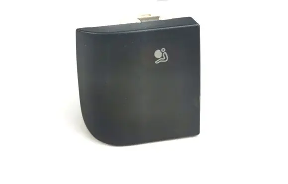 Passenger airbag on/off switch