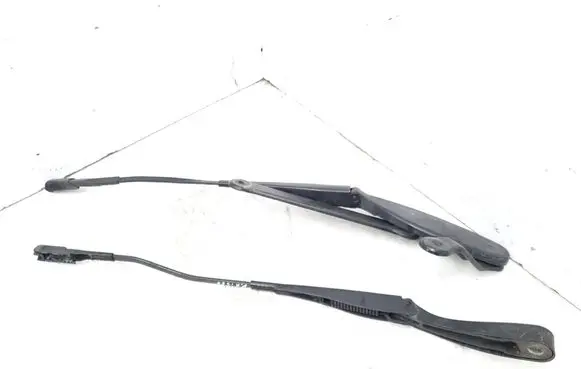 Mercedes-Benz C W205 Front wiper blade arm A2058240119 W000051785 W000051791