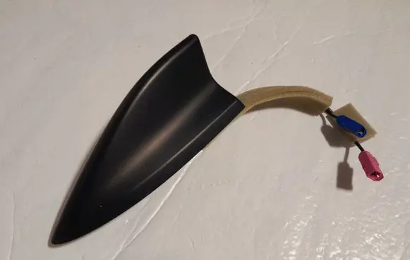 Hyundai Trajet Aerial GPS antenna 39150