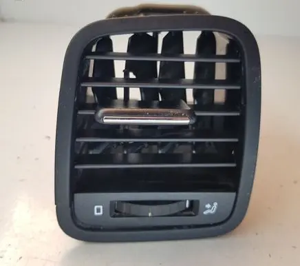 Skoda Yeti (5L) Dashboard side air vent grill/cover trim 5L0819701