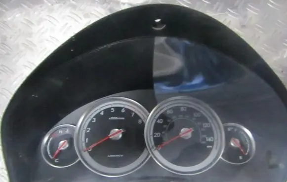 Subaru Legacy Speedometer (instrument cluster) 85012ag28 ns-l400-r