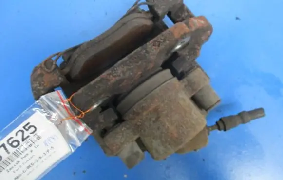 Ford Fusion Front brake caliper