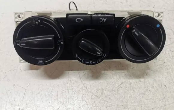 Skoda Superb B5 (3U) Climate control unit 3U0820045A 90151216
