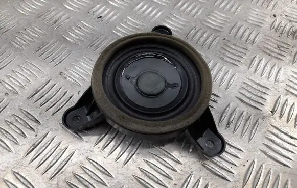 Audi A8 S8 D4 4H Front door speaker 4H0035397