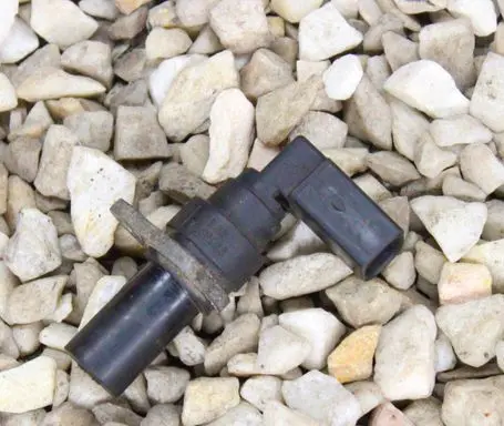 BMW 5 E39 Crankshaft position sensor 2247926