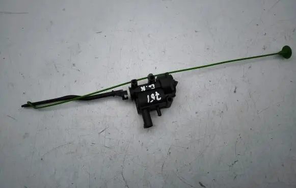 Mini Cooper Countryman R60 Fuel tank cap lock 6985879