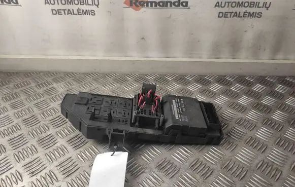 Opel Vectra C Fuse box set 09226554 518777016 24443147