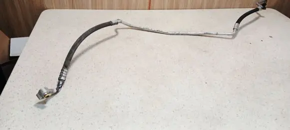 Mercedes-Benz A W169 Air conditioning (A/C) pipe/hose