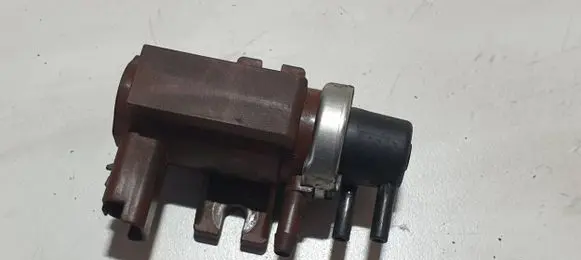 Volvo V70 Turbo solenoid valve 165601
