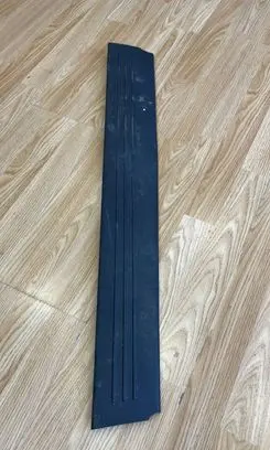 Chrysler Grand Voyager V Rear sill trim cover P0ZR35XDVAF