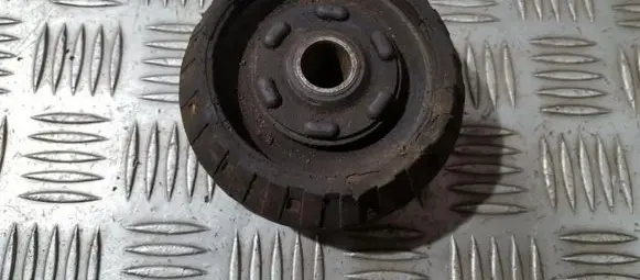 Opel Omega B1 Coil spring mount 