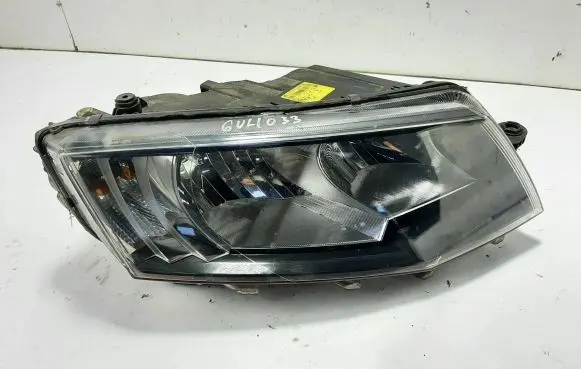 Skoda Octavia Mk3 (5E) Headlight/headlamp