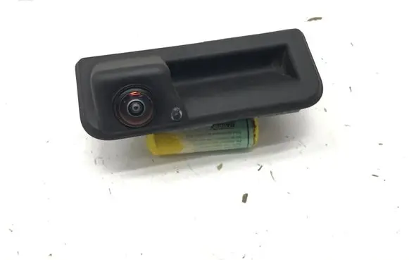 Volkswagen Tiguan Tailgate handle with camera 5E3827566A 5R3980568C