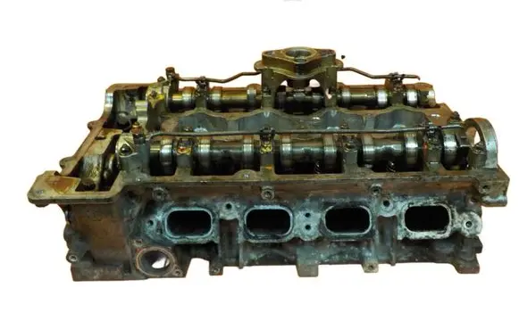 BMW 3 E90 E91 Engine head 755916807