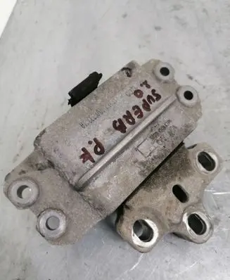 Skoda Superb B6 (3T) Engine mount bracket 1K0199555