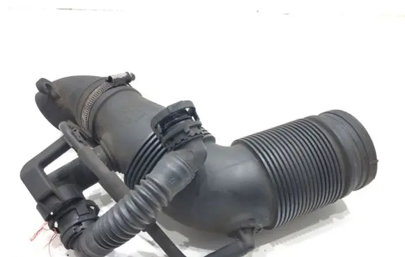 Skoda Roomster (5J) Air intake hose/pipe 6R0129654C