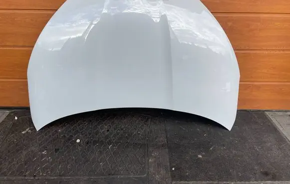 Toyota Yaris XP210 Engine bonnet/hood