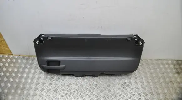 Opel Mokka B Tailgate trim 9835352180