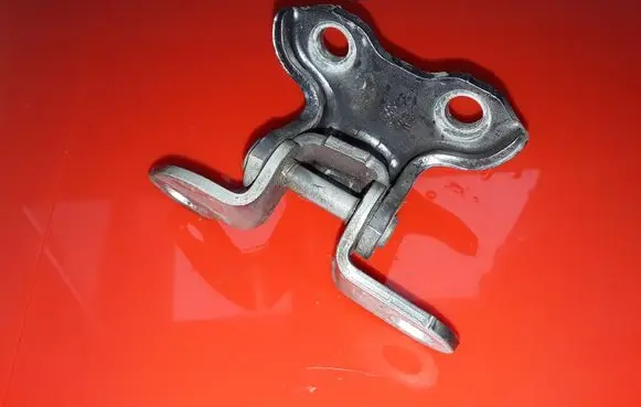Toyota Auris 150 Rear door upper hinge ES03 4009