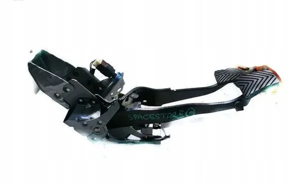 Mitsubishi Space Star Master brake cylinder