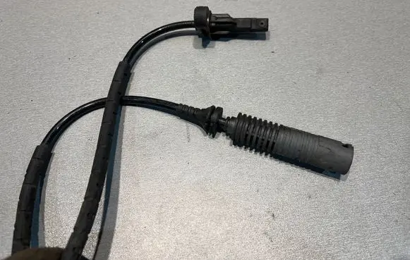ABS rear brake sensor