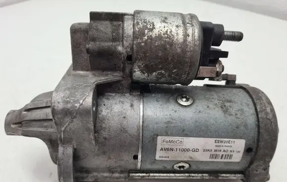 Ford Focus Starter motor AV6N11000GD