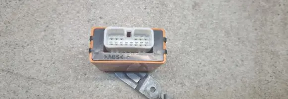 Toyota Prius (XW30) Door control unit/module 8597047020