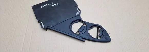 Cup holder front