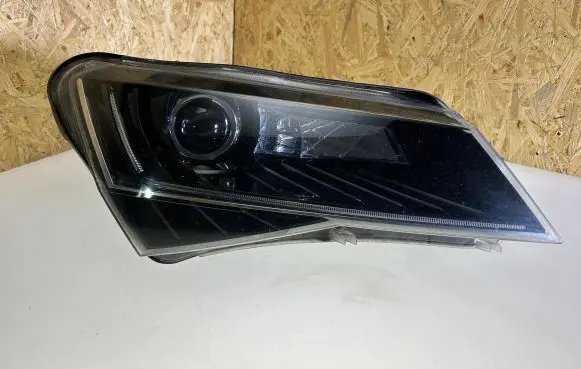Skoda Superb B8 (3V) Headlight/headlamp 3V1941016A 3687488