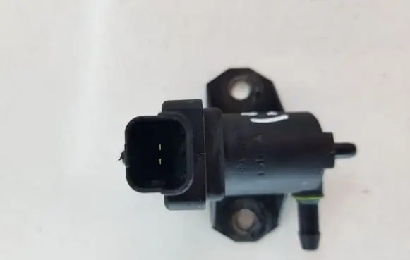 Peugeot 508 Vacuum valve 9688124580