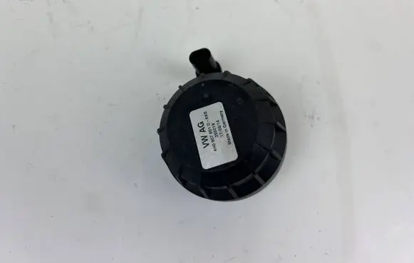 Audi A4 S4 B8 8K Alarm system siren 4H0907601D