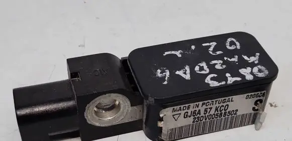 Mazda 6 Airbag deployment crash/impact sensor GJ6A57KC0