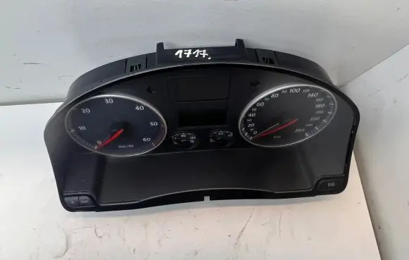 Volkswagen Golf Plus Speedometer (instrument cluster) 1K0920862B V0002000 VWZRZ0E0152145