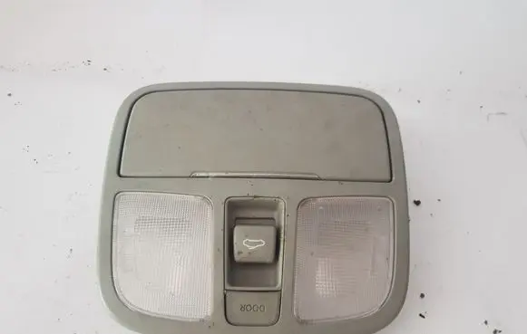 Hyundai Genesis Front seat light 928002M000