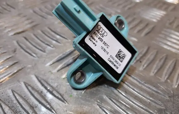 Audi A4 S4 B8 8K Airbag deployment crash/impact sensor 8K0955557C