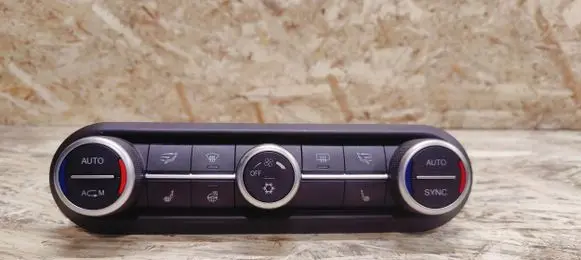 Alfa Romeo Giulia Climate control unit 01561303480