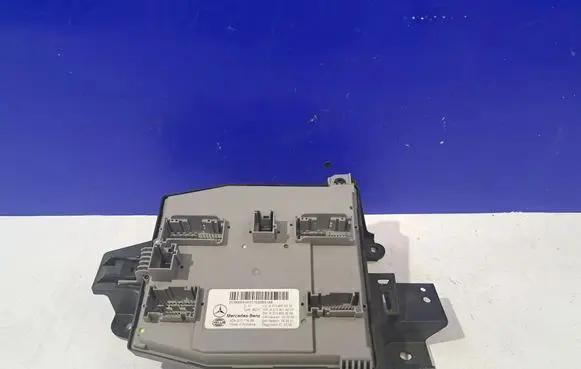 Mercedes-Benz E W213 Central body control module A2139005315 A2139014203