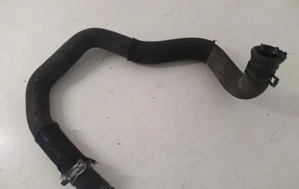 Renault Trafic II (X83) Engine coolant pipe/hose