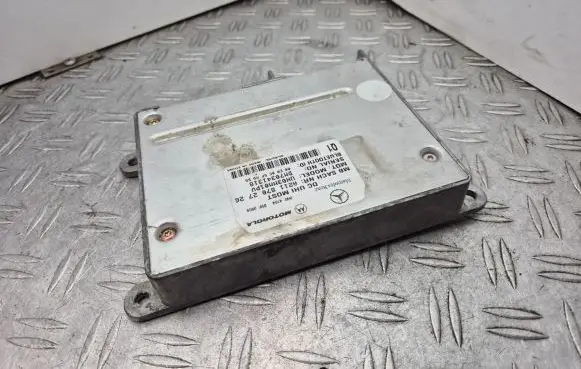 Mercedes-Benz CLS C219 Bluetooth control unit module A2118702726