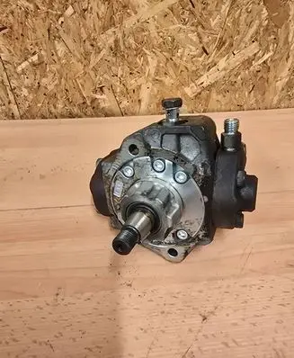 Opel Astra H Fuel injection high pressure pump 8981030280 HU2940000502