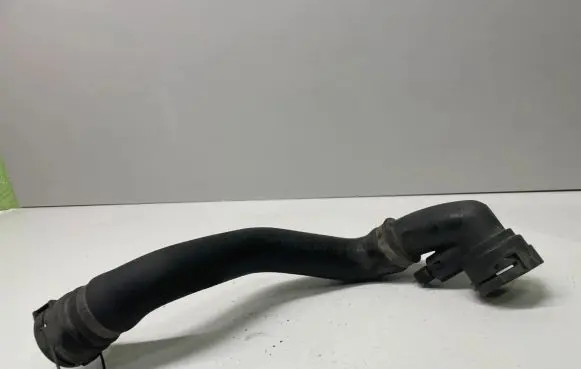 BMW X5 E53 Engine coolant pipe/hose
