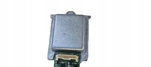 Toyota Corolla Cross Voltage converter/converter module 