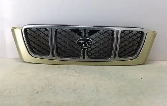 Subaru Forester SF Front bumper upper radiator grill